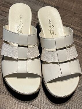 Lady Sun - White Slip-On Sandals